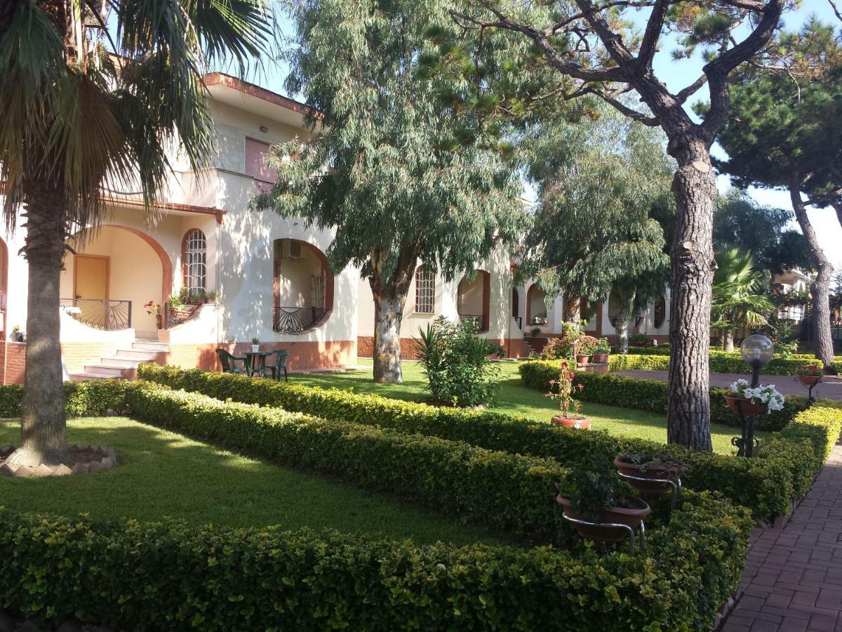 Thairè Resort Castel Volturno Esterno foto